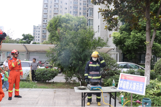 睢寧縣開展“全民觸達(dá)  平安萬家”消防安全科普系列活動(dòng)121.png