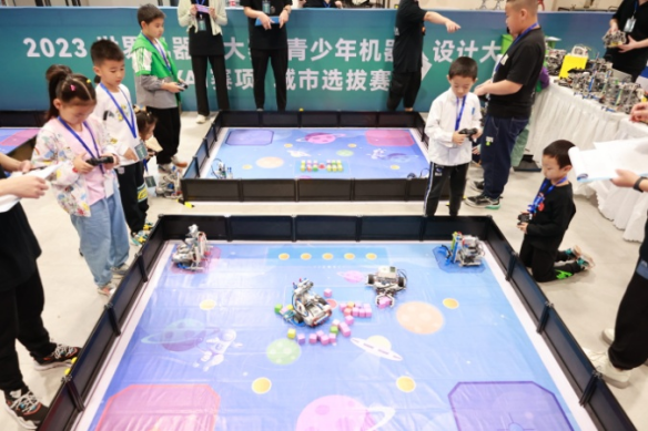徐州市舉辦世界機(jī)器人大賽城市選拔賽268.png