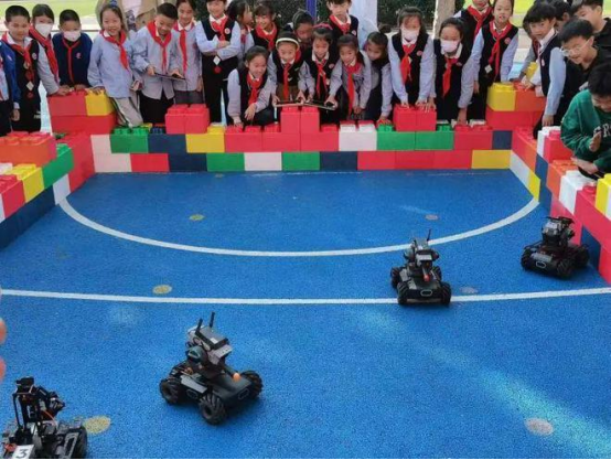 “科技筑夢(mèng)，創(chuàng)新成長”——徐州市科技實(shí)驗(yàn)小學(xué)第十屆科技節(jié)開幕式暨科技游園會(huì)362.png
