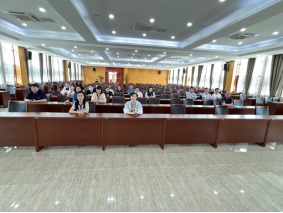 增強黨性修養(yǎng) 筑牢思想防線——銅山區(qū)組織科技志愿者參觀廉政教育中心459.png