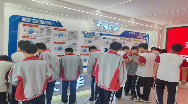 沛縣胡寨鎮(zhèn)科協(xié)“科普零距離 科普入人心”260.png