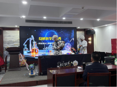 賈汪區(qū)科協(xié)舉辦 “文韻筑夢 科創(chuàng)啟智” 冬令營 點亮青少年寒假生活155.png